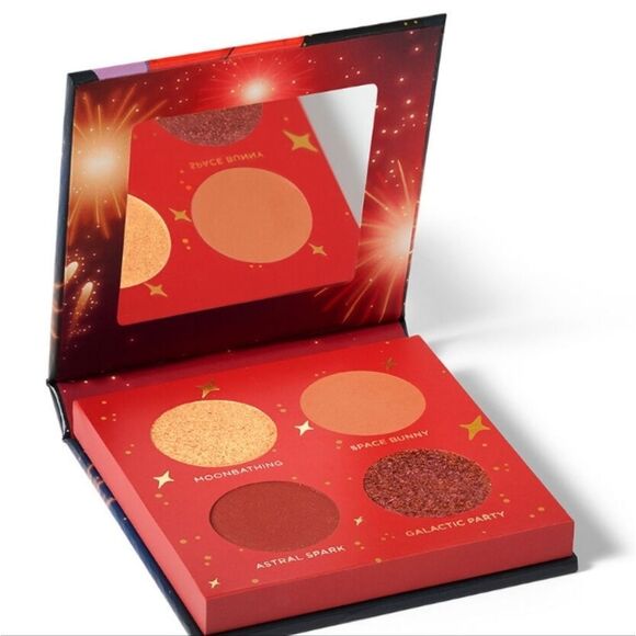 Urban Decay X Robin Eisenberg  Eyeshadow Palette - Picture 4 of 7